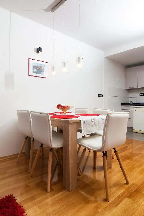 Apartment Zoi Split